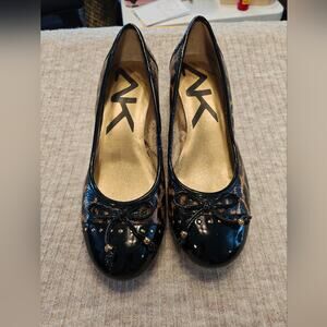 Anne Klein Sport Patent Shiny Black Ballet Style Leopard Print low heels  size 8